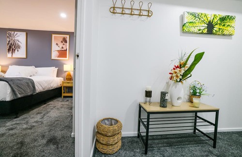 Grafton Apartment | 2br apartment with balcony and free carpark