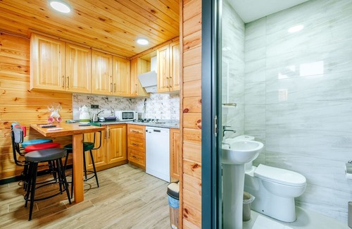 Sapanca House | Heated Pool Bungalow Villa with Garden in Sapanca