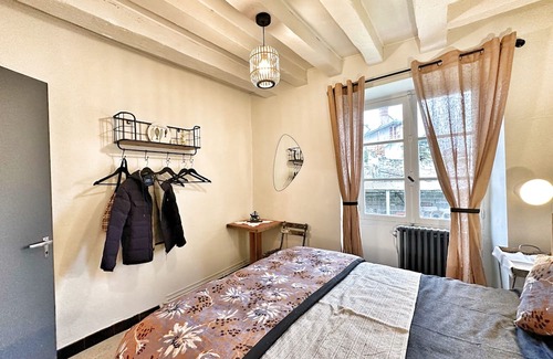 Chenehutte-Treves-Cunault Cottage | La Maison du Passeur New Gite in Beautiful Loire Riverside Village near Saumur