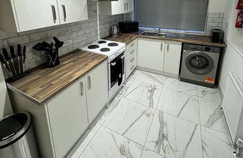 Brierley Hill House | Luxary private detached property.
