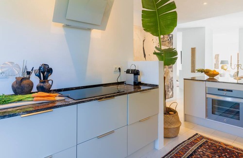 Artola Villa | 451035 - UNIQUE LUXURY BEACH SIDE VILLA