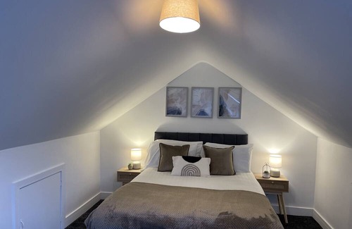 Middlesbrough House | Entire House Middlesbrough
