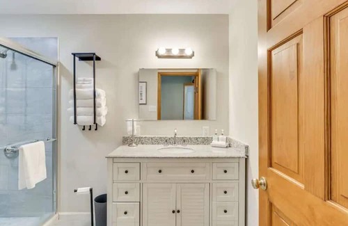 Morganton House | Secluded Big Horn Hideaway