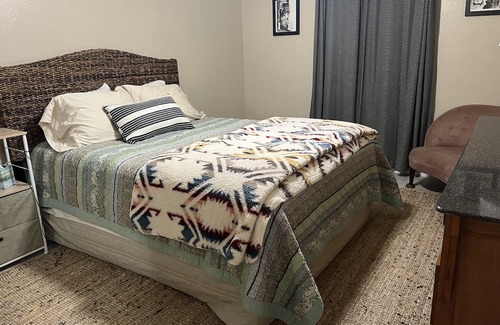 Benbrook House | Cozy townhome conveniently located to ALL!