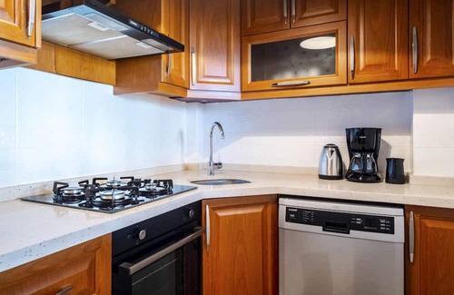 Uskudar Apartment | Missafir Apartment with a Panoramic Bosphorus View