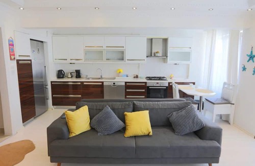Sisli Apartment | Modern Cozy Flat with Central Location in Sisli