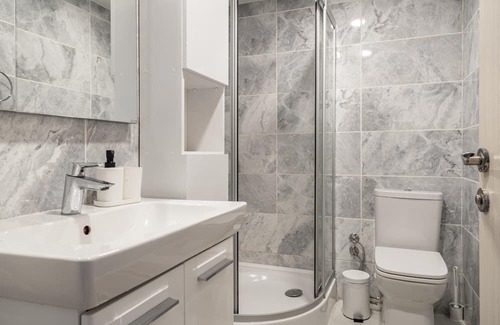 Bostanci Apartment | Missafir Modern Flat with Balcony on Bagdat Street