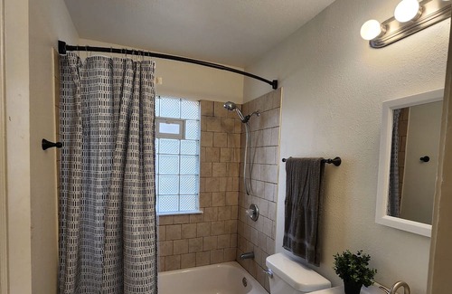 Wauwatosa House | Wauwatosa Cape Cod centrally located!