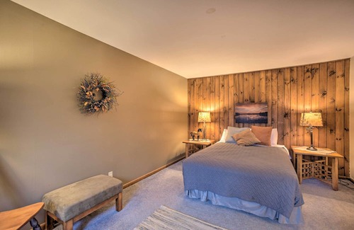 Florissant Cabin | Dawn of Hope Double Room