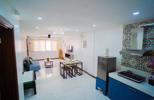 Barretto Apartment | Studio Apartment1 - Spacious One bedroom apartment with lots of natural light