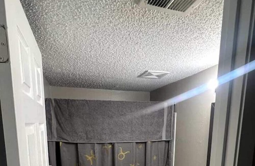 St. Petersburg - Clearwater Apartment | 2 Bedroom 724478 by Houzlet