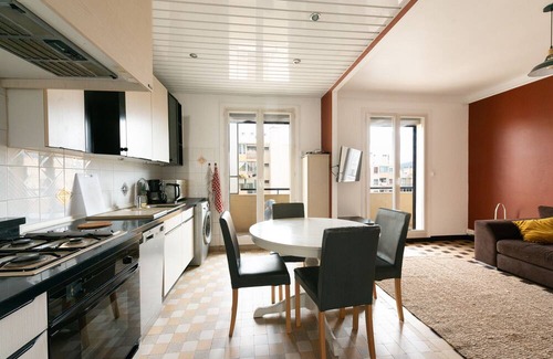 5th Arrondissement Apartment | Beautiful and sunny apartment in Marseille