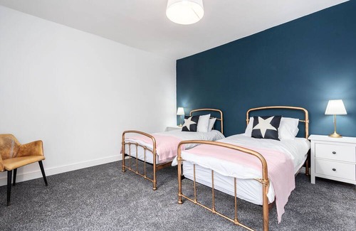 Loftus House | The Cleveland Way, North Yorkshire