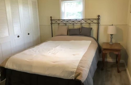 Gettysburg House | Beautiful Private Home on 2 Acres in Gettysburg - Pet Friendly!