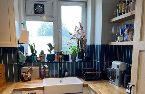 Brockley Apartment | Vibrant and Spacious 2BD Flat - Brockley!