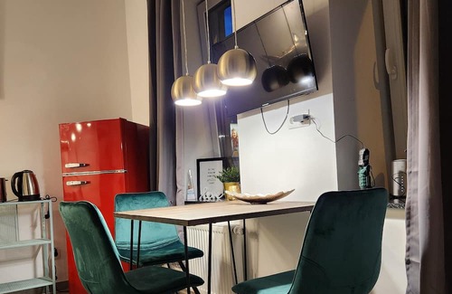 Heidhausen Apartment | Apartment 'Deluxe Apartement' with Wi-Fi