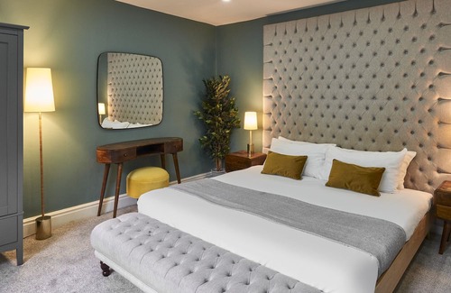 Hope Street Apartment | Host & Stay | The Falkner Quarters I
