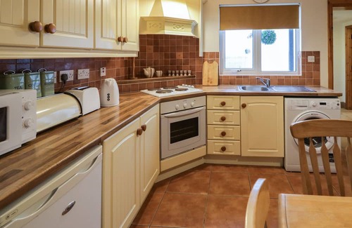 Carndonagh Cottage | FINTAN'S, family friendly in Carndonagh, County Donegal