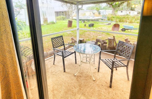 Zephyrhills House | Single family home in Zephyrhills. Semi-furnished.