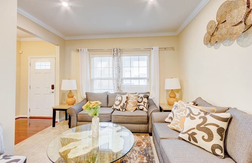 Rossville House | A Spacious Haven for Ultimate Comfort