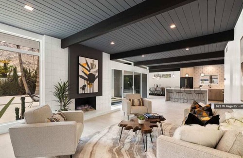 Vista Las Palmas House | The Regal Summary: We