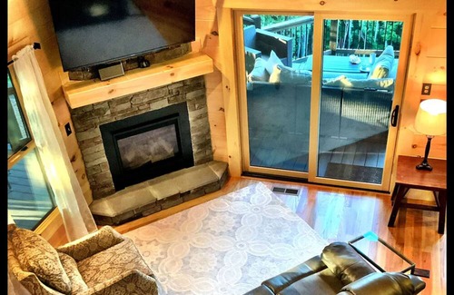 Nebo House | Heart Song Cabin at Lake James. The Views!