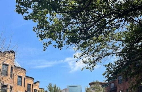 Prudential - St. Botolph Apartment | Peaceful Back Bay Studio