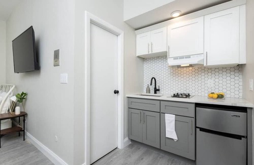 Prudential - St. Botolph Apartment | Charming South End Studio Apt