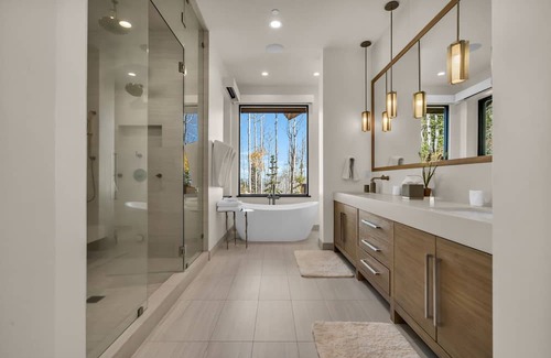 Park City House | Private Heated Pool, Ski in Ski out, Hot Tub