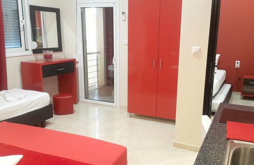 Katerini Apartment | Homerez - 50 m away from the beach! Nice appartement for 5 ppl. at Paralia