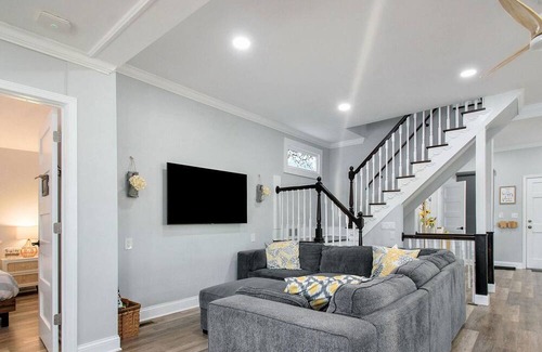 Paw Paw Lake House | The Lakewood Cottage on Paw Paw Lake