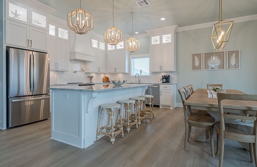 Crystal Beach House | The Grand Pearl ~Brand New~Private Pool & Spa~Beach Access🏖️🌞