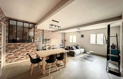 Pont-de-Labeaume Apartment | xxxxxxxxxx