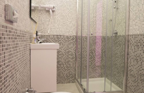 Vasto Apartment | Double or Triple Room-Center of Naples