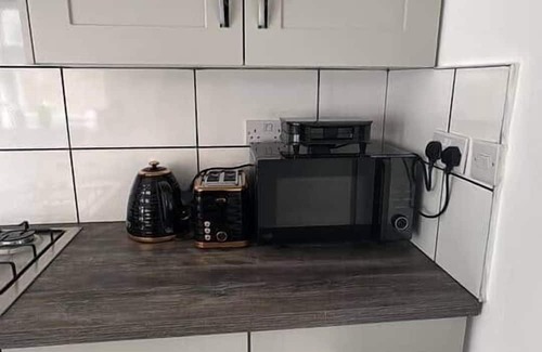Sneinton House | City Escape: Stylish 4-bedroom house in Nottingham
