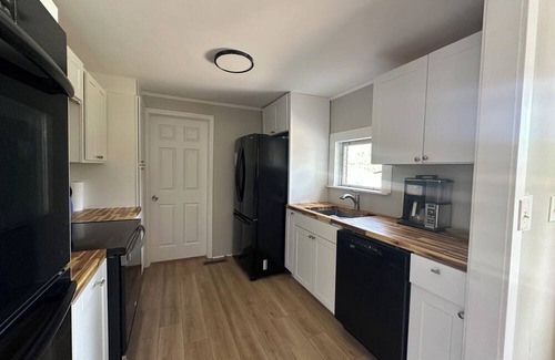 Woodruff House | 3-bedroom house in Woodruff close to Main St