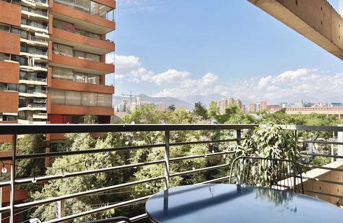 El Golf Apartment | Style and Comfort in Las Condes