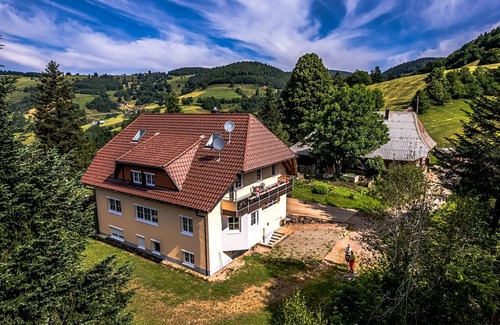 Wieden Apartment | Vacation apartment/apartment for 4 guests with 65m² in Wieden (297267)