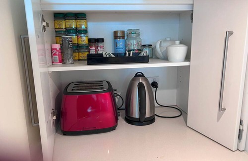 Victor Harbor Apartment | 25 + 26 The Breeze Combo for 14 guests