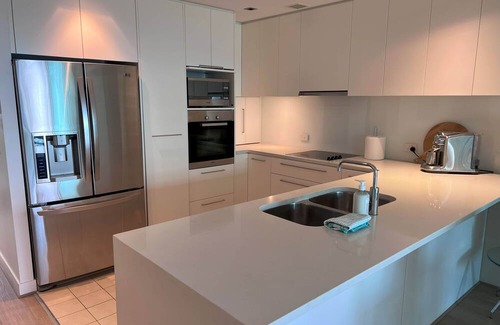 Victor Harbor Apartment | 25 + 26 The Breeze Combo for 14 guests