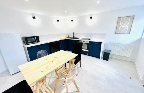 Civaux House | ✨ Quiet renovated house - on the heights of Civaux ✨