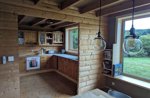 Lippersdorf-Erdmannsdorf House | Idyllic wooden house in the countryside