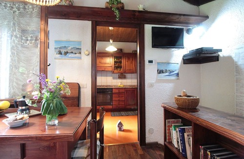 Nevegal House | Vacation Home in Nevegal with 2 bedrooms sleeps 6
