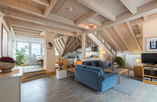 Gailingen Apartment | Apartment 'Studiowohnung' with Mountain View, Shared Terrace and Wi-Fi