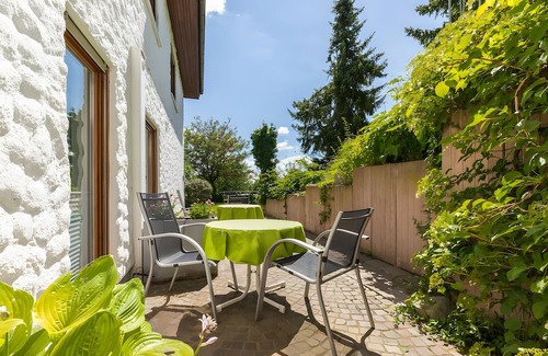 Gailingen Apartment | Room 'Doppelzimmer 7' with Mountain View, Private Terrace and Wi-Fi