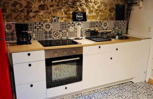 Maheru House | Authentic Normandy & large plot