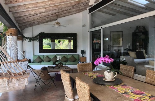 Los Limoneros House | Casa Paraíso en la ciudad de la eterna primavera