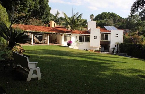 Los Limoneros House | Casa Paraíso en la ciudad de la eterna primavera