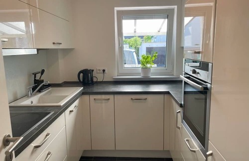 Leinfelden-Echterdingen Apartment | Erlach oasis: Holidays near nature - terrace, forest walks & yoga