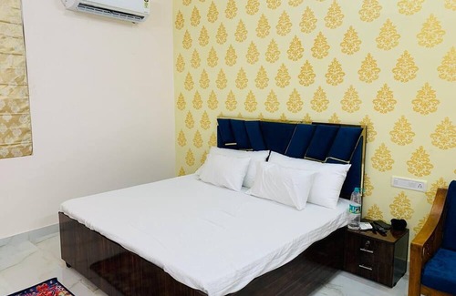 Jaipur District Other | PADAMSUKH - A Soothing farmhouse in Jaipur at a safe locality.